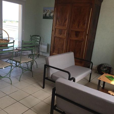 Maison Cozy Le Pin (Allier) Exterior foto